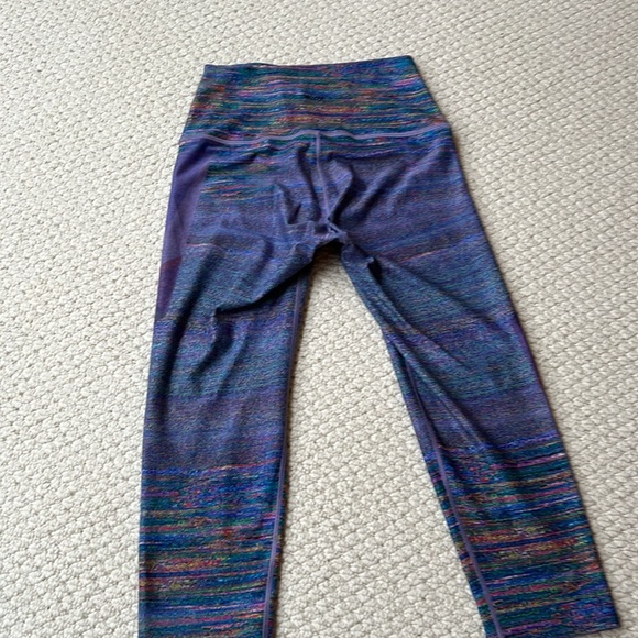 Peloton x With vintage capris size Small - like new! - Picture 2 of 7
